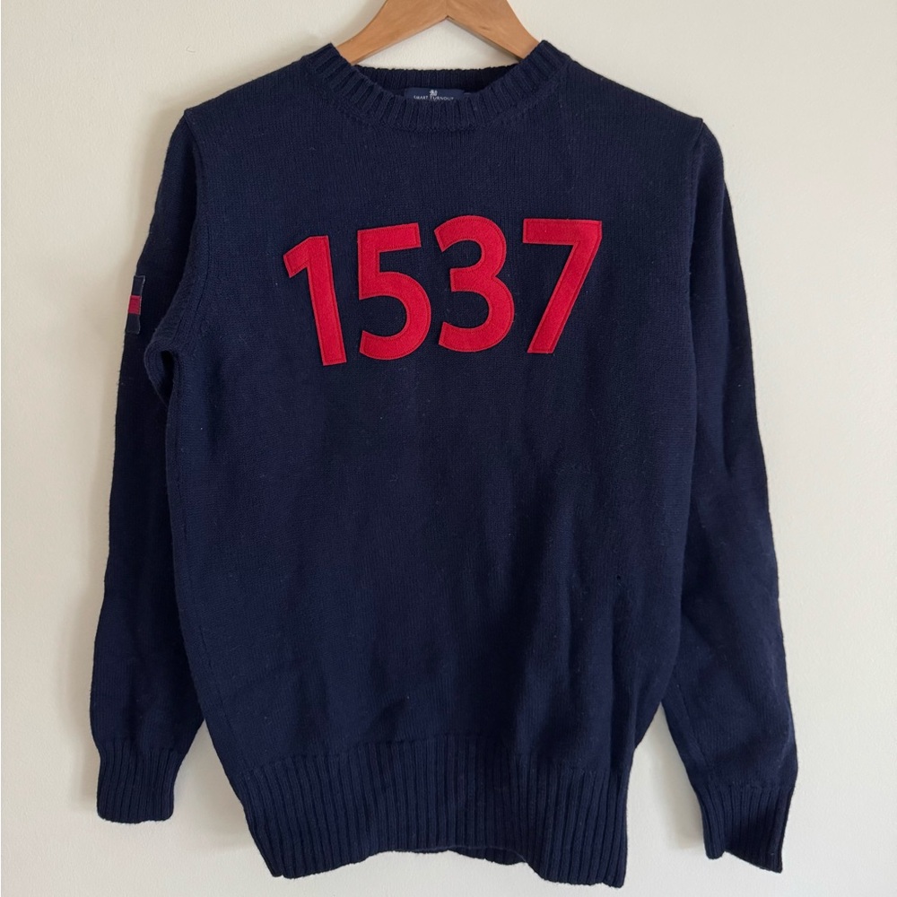 Smart Turnout
“1537” Sweater